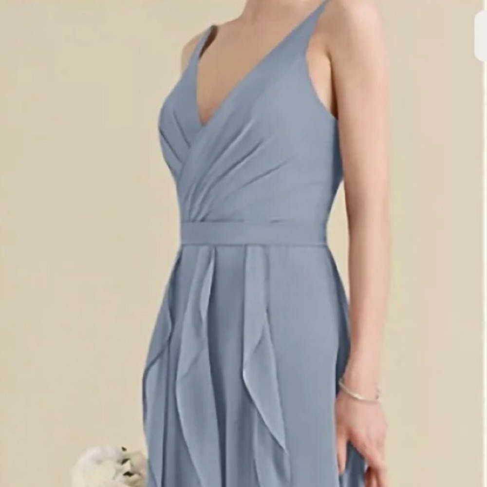 Lovely chiffon dress cascade ruffles